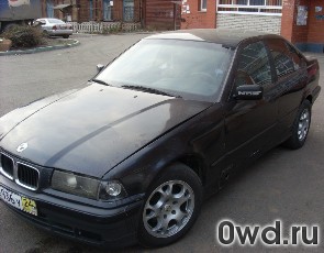 Битый автомобиль BMW 3